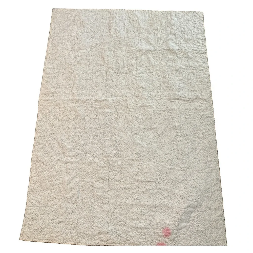 Vintage Handmade Baby Quilt Blanket Appliqué Cats Puppy Bunnies Flowers 36x50